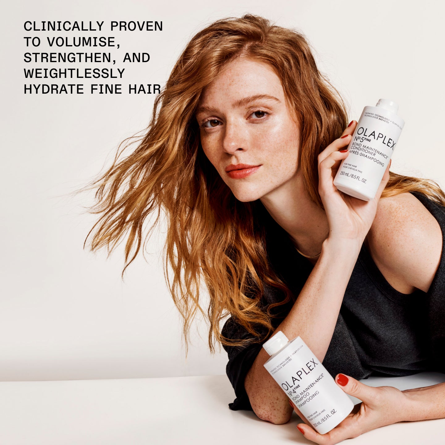 Mujer sosteniendo los productos Olaplex No.4FINE y No.5FINE con un texto sobre los beneficios para el cabello

CLÍNICAMENTE PROBADO PARA DAR VOLUMEN, FORTALECER E HIDRATAR SIN APELMAZAR EL CABELLO FINO